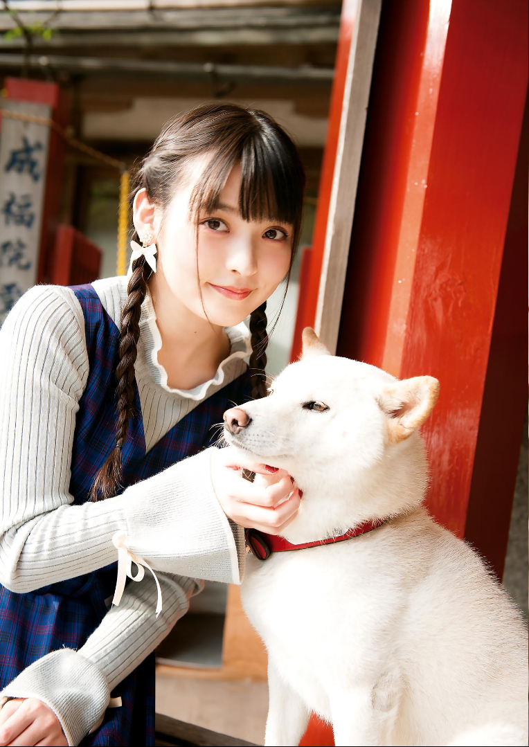 上坂すみれ写真集 UESAKA JAPAN! 諸国漫遊の巻(128P)