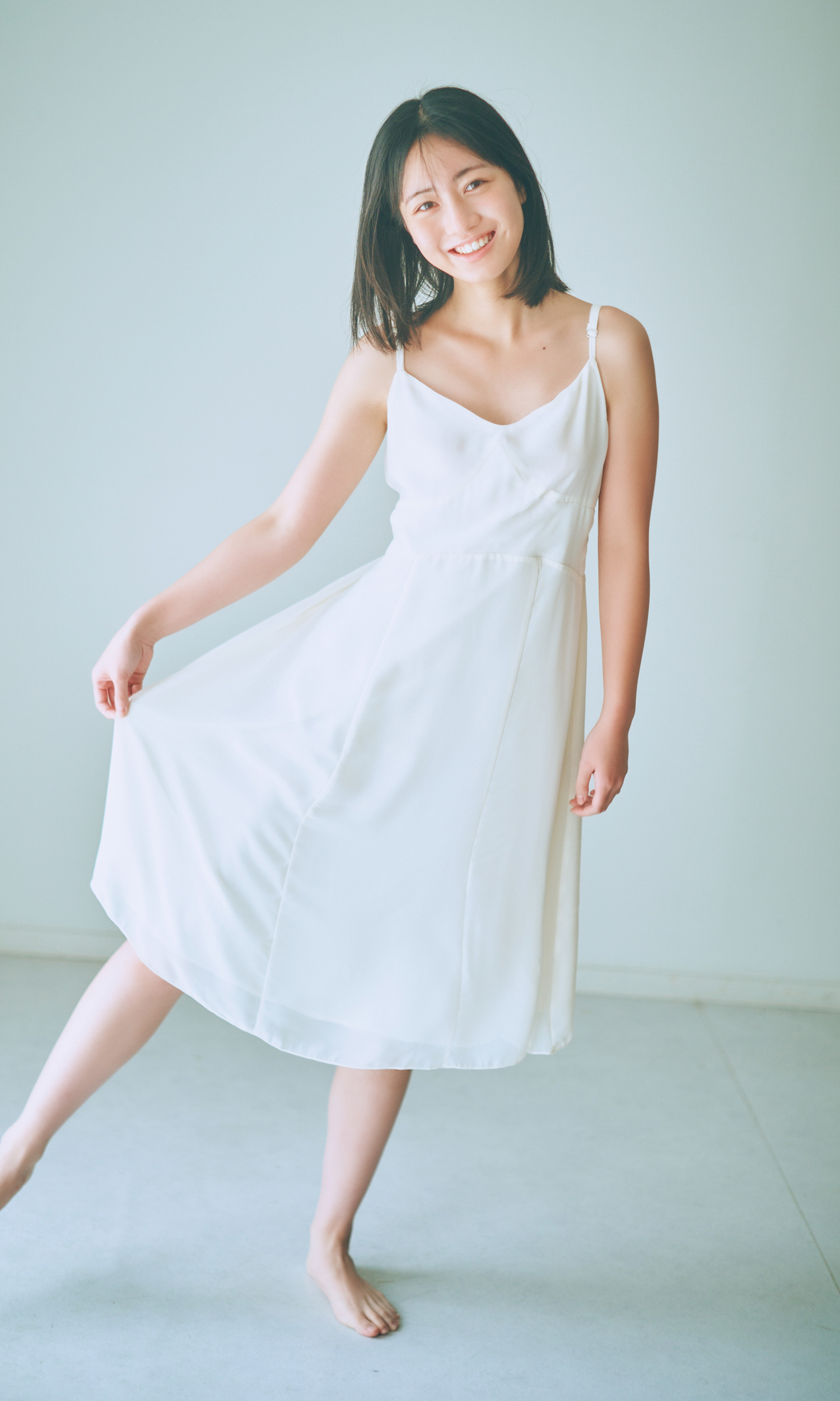 八木美樹写真集「夏の寄り道」