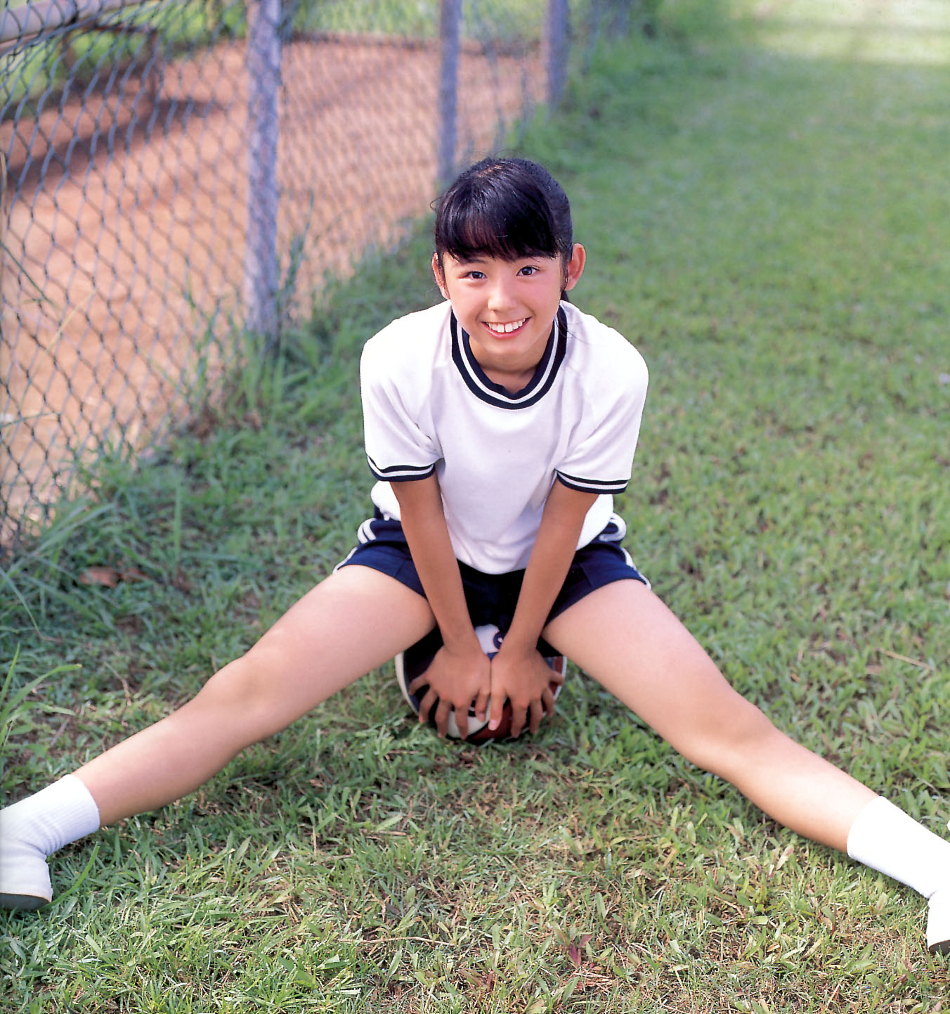 小池里奈写真集《一年四組十九番》