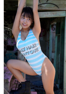 Rio Teramoto 寺本莉緒 写真集《CURIOSITY》（148P）